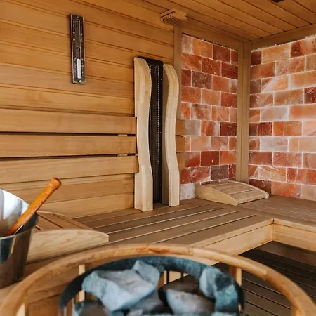 Διαμέρισμα Great For Groups Somloszolos